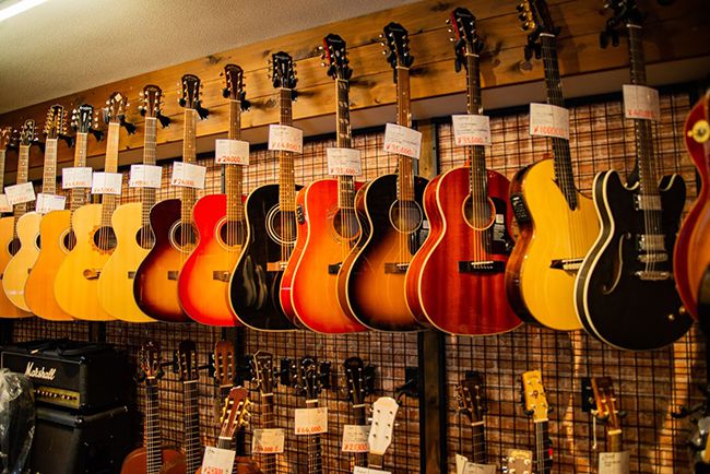 アルペジオ楽器　店内